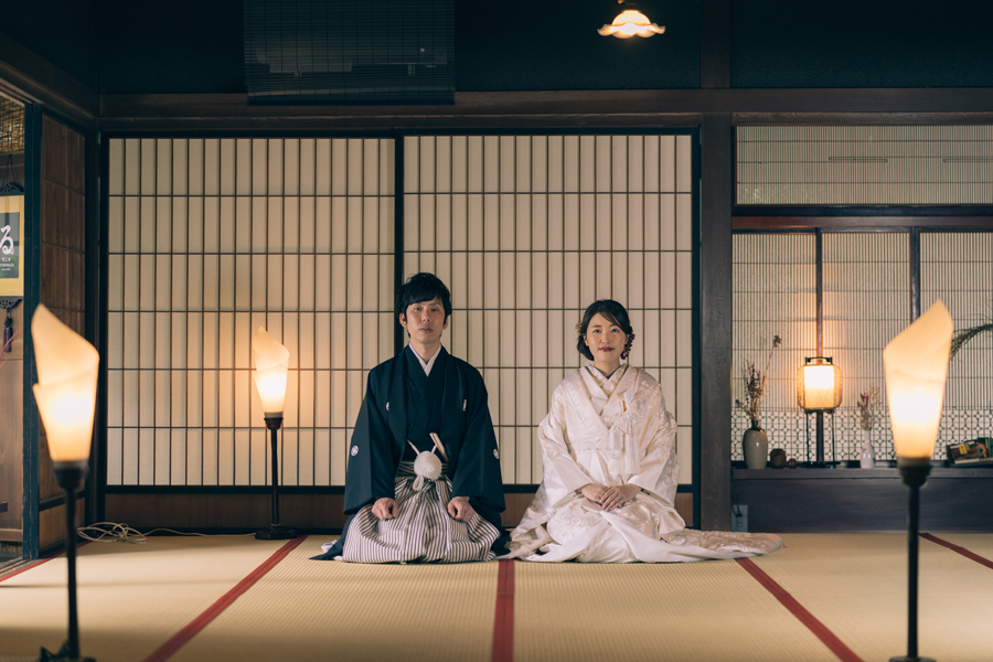 「神前挙式」×「パーティー」で
内容豊富な神社挙式特別PLANを
なんと 275000円 でご提供します
